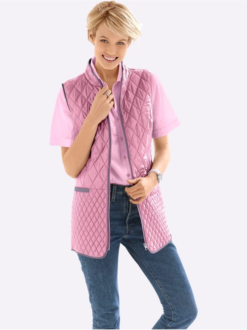Gilet matelassé à col montant et poches passepoilées - taille standard - moda vilona - Kiabi Gilet matelassé à col montant et poches passepoilées - taille standard - moda vilona - Kiabi