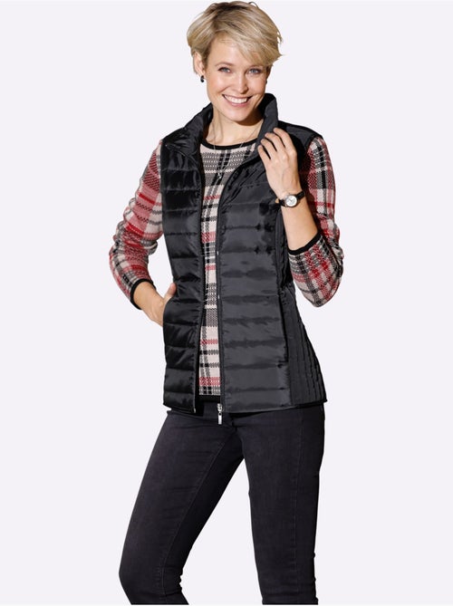 Gilet matelassé col montant avec poches et piquage vertical - taille standard - moda vilona - Kiabi Gilet matelassé col montant avec poches et piquage vertical - taille standard - moda vilona - Kiabi