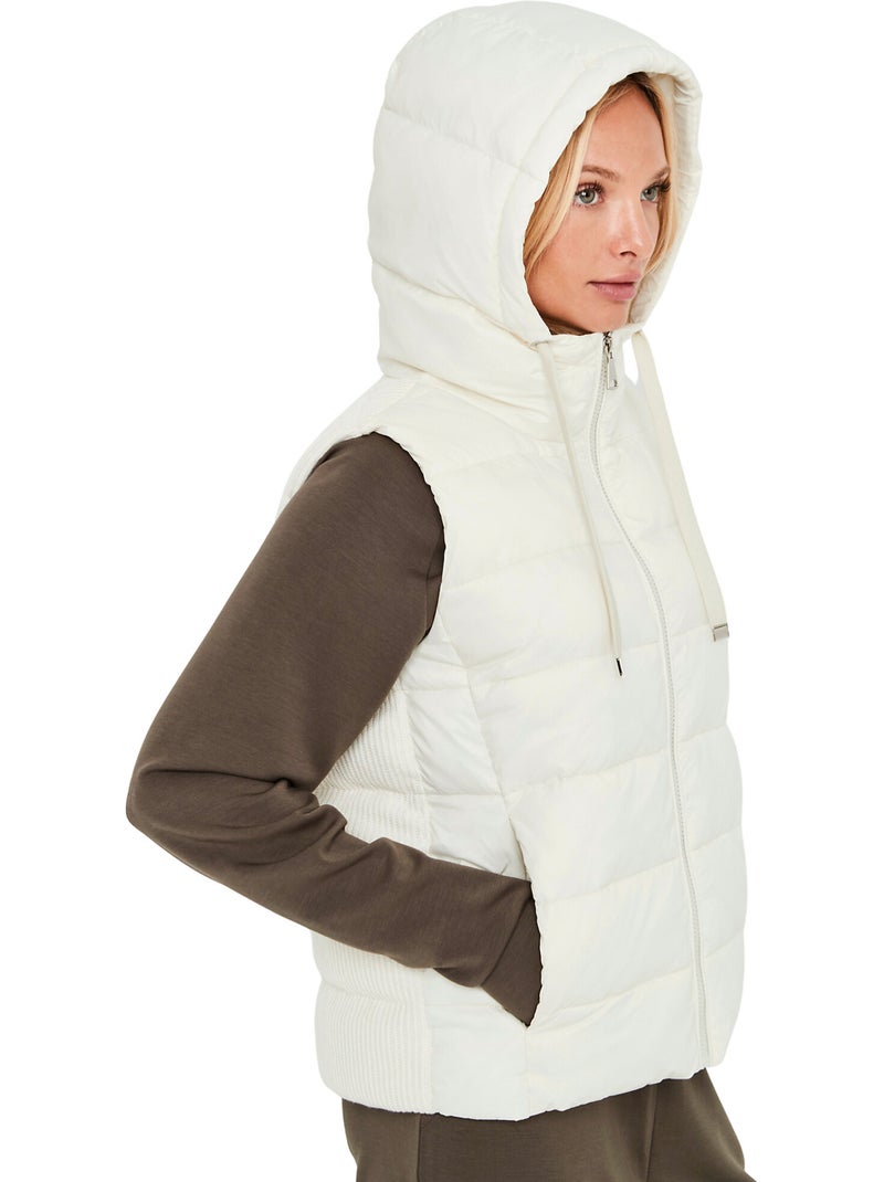 Gilet matelassé sans manches à capuche pc2 Ecru - Kiabi