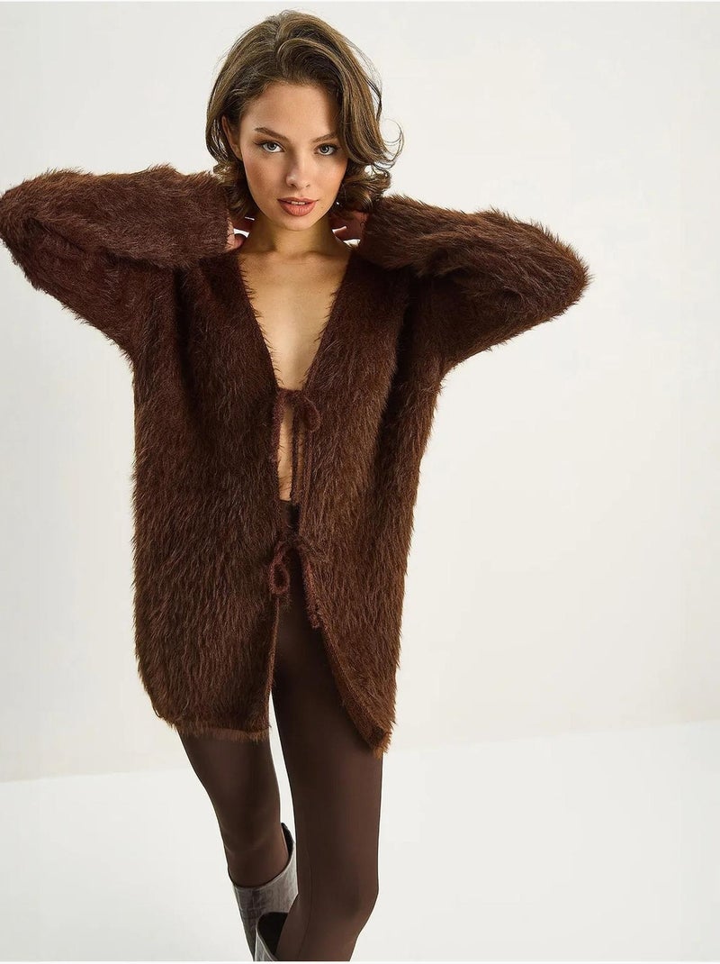 Gilet mi-long texturé à col en v et fermeture à nouer lucci Marron chocolat - Kiabi
