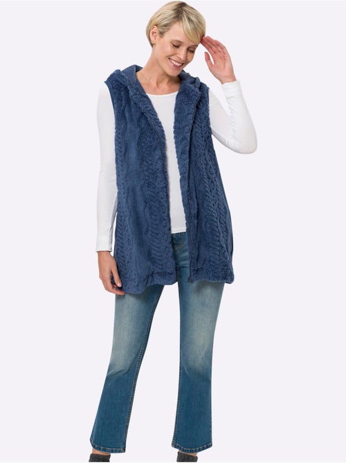 Gilet polaire avec capuche et poches latérales moelleux - taille standard - moda vilona - Kiabi Gilet polaire avec capuche et poches latérales moelleux - taille standard - moda vilona - Kiabi