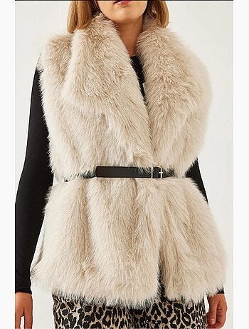 Gilet sans manches à col châle en fausse fourrure et boucle lucci