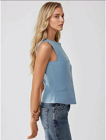 Gilet sans manches ajusté à col ras du cou avec détails boutonnés