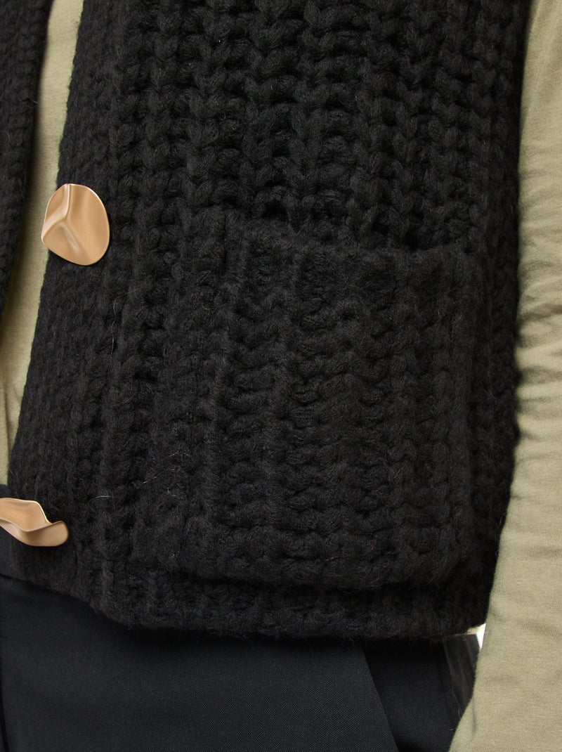 Gilet sans manches avec ouverture à larges boutons martelés Noir - Kiabi