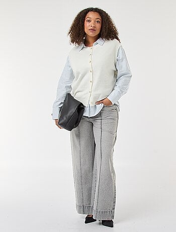 Gilet sans manches boutonné