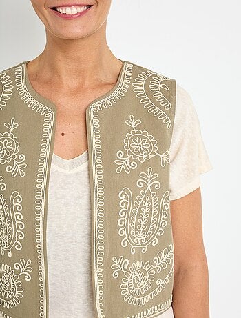 Gilet sans manches brodé style scandinave
