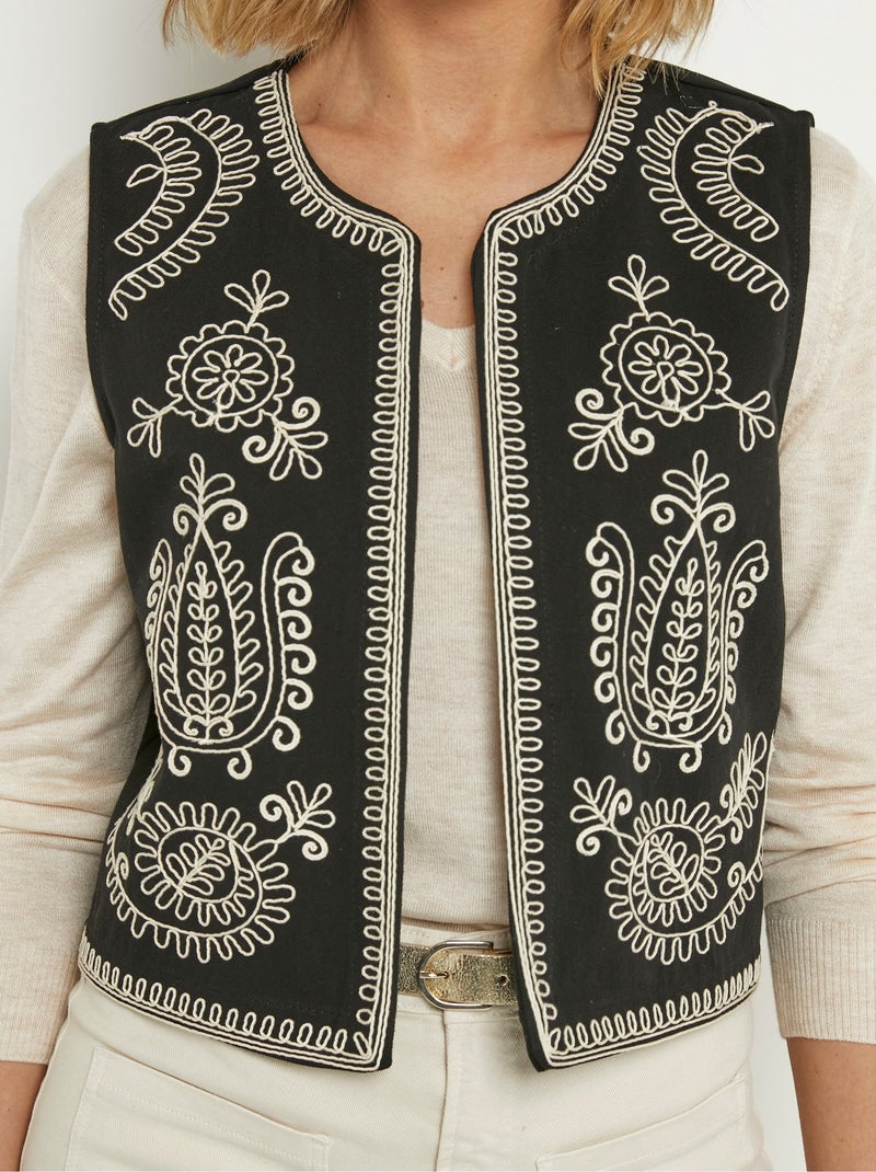 Gilet sans manches brodé style scandinave Noir - Kiabi