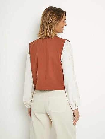 Gilet sans manches brodé style scandinave