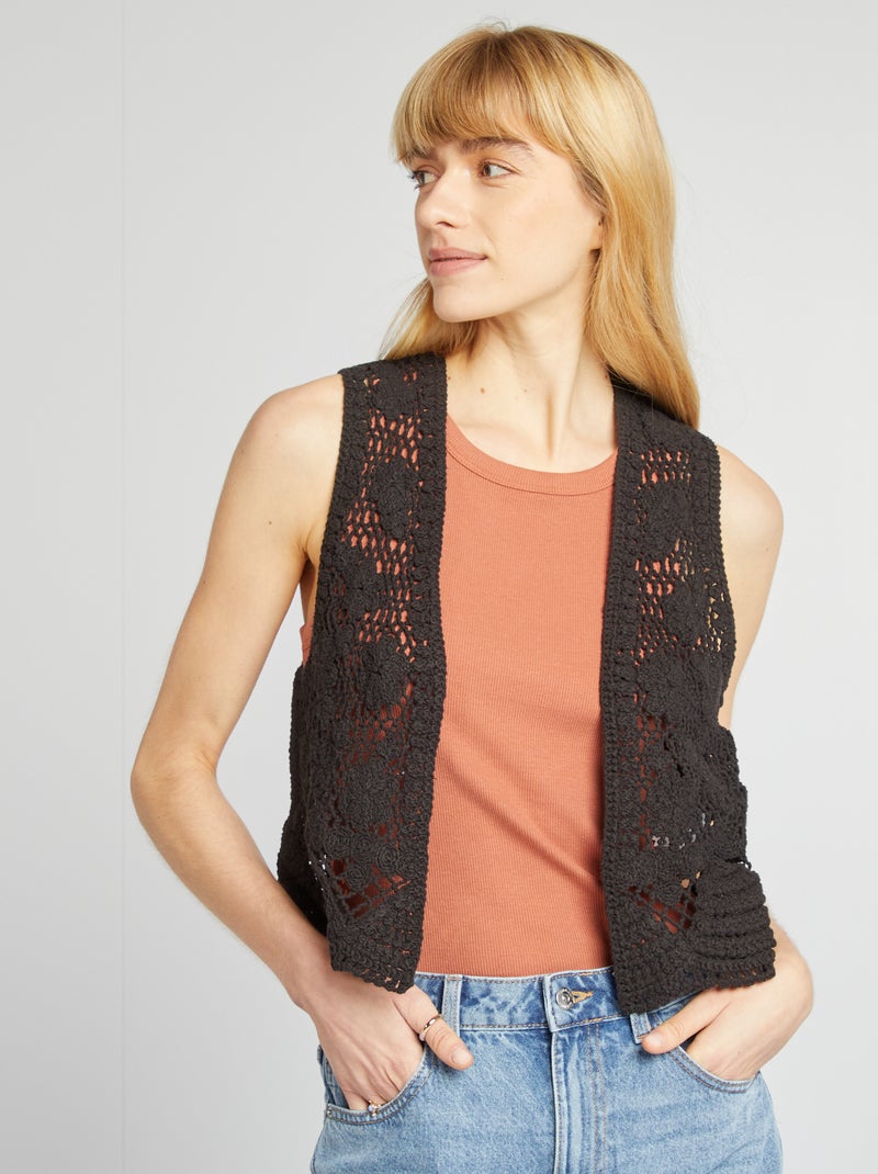 Gilet sans manches en macramé noir - Kiabi