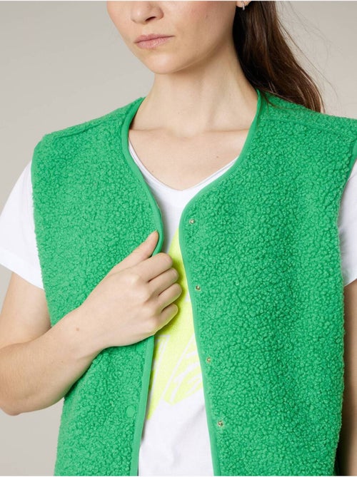 Gilet sans manches femme au toucher doux et texturé 'Deeluxe' - Kiabi
