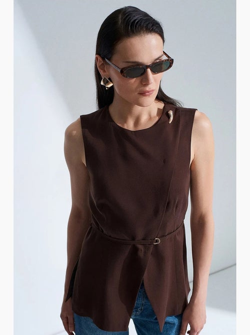 Gilet sans manches femme en tencel popeline ceinturé dilvin - Kiabi