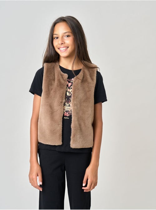Gilet sans manches fille ultra doux, imitation fourrure 'deeluxe' - Kiabi Gilet sans manches fille ultra doux, imitation fourrure 'deeluxe' - Kiabi