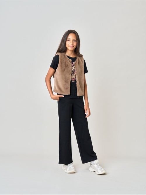 Gilet sans manches fille ultra doux, imitation fourrure 'deeluxe' - Kiabi Gilet sans manches fille ultra doux, imitation fourrure 'deeluxe' - Kiabi