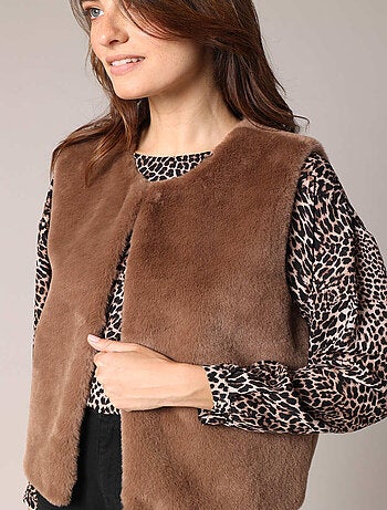 Gilet sans manches ultra doux imitation fourrure
'Deeluxe'