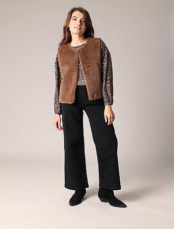 Gilet sans manches ultra doux imitation fourrure
'Deeluxe'