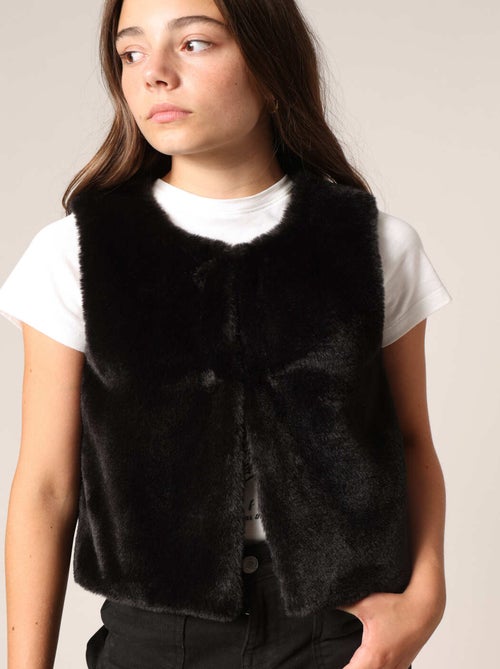 Gilet sans manches ultra doux imitation fourrure
 'Deeluxe' - Kiabi