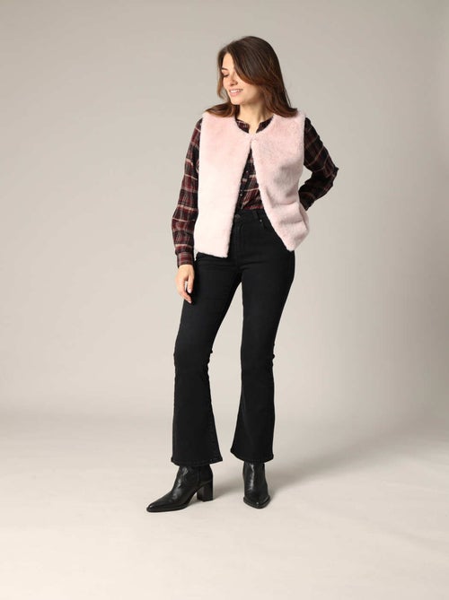 Gilet sans manches ultra doux imitation fourrure
 'Deeluxe' - Kiabi