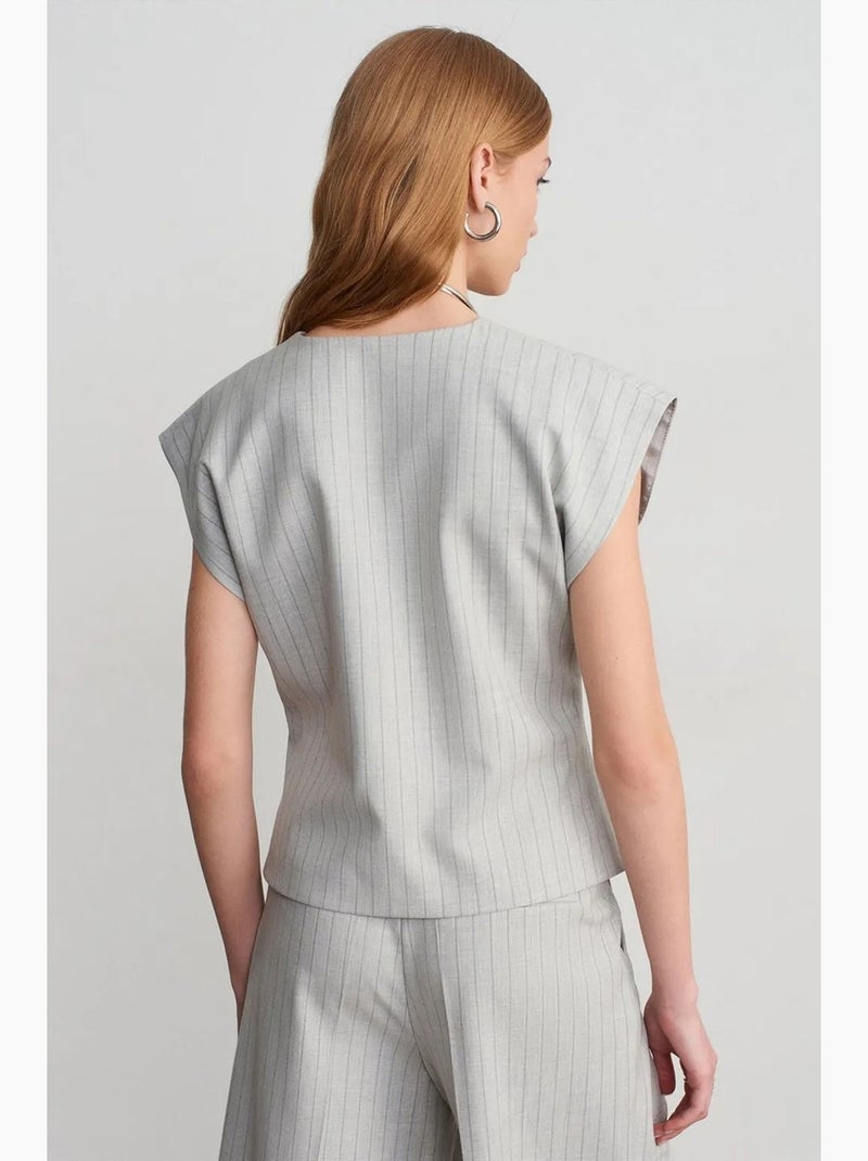Gilet tissé rayé à col v dilvin Gris clair - Kiabi