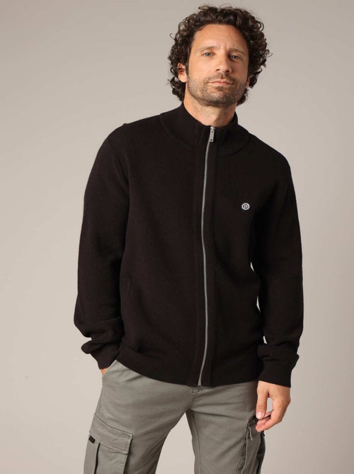 Gilet zippé pour homme casual à col montant 'Deeluxe' - Kiabi Gilet zippé pour homme casual à col montant 'Deeluxe' - Kiabi