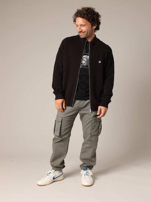 Gilet zippé pour homme casual à col montant 'Deeluxe' - Kiabi Gilet zippé pour homme casual à col montant 'Deeluxe' - Kiabi
