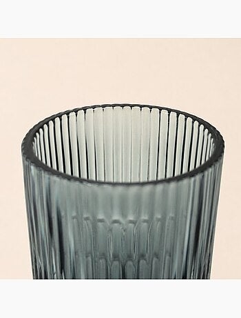 Gobelet en verre strié