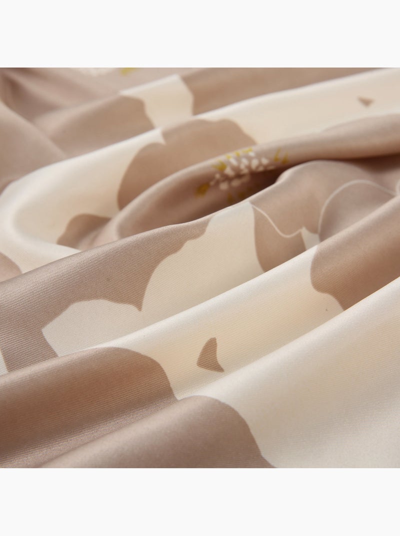 Grand carré de Soie Bigpetale Zoé Beige - Kiabi