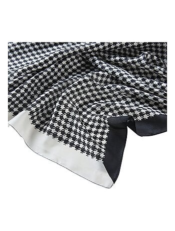 Grand carré de Soie Ladysgame Zoé