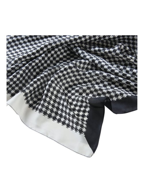 Grand carré de Soie Ladysgame Zoé - Kiabi