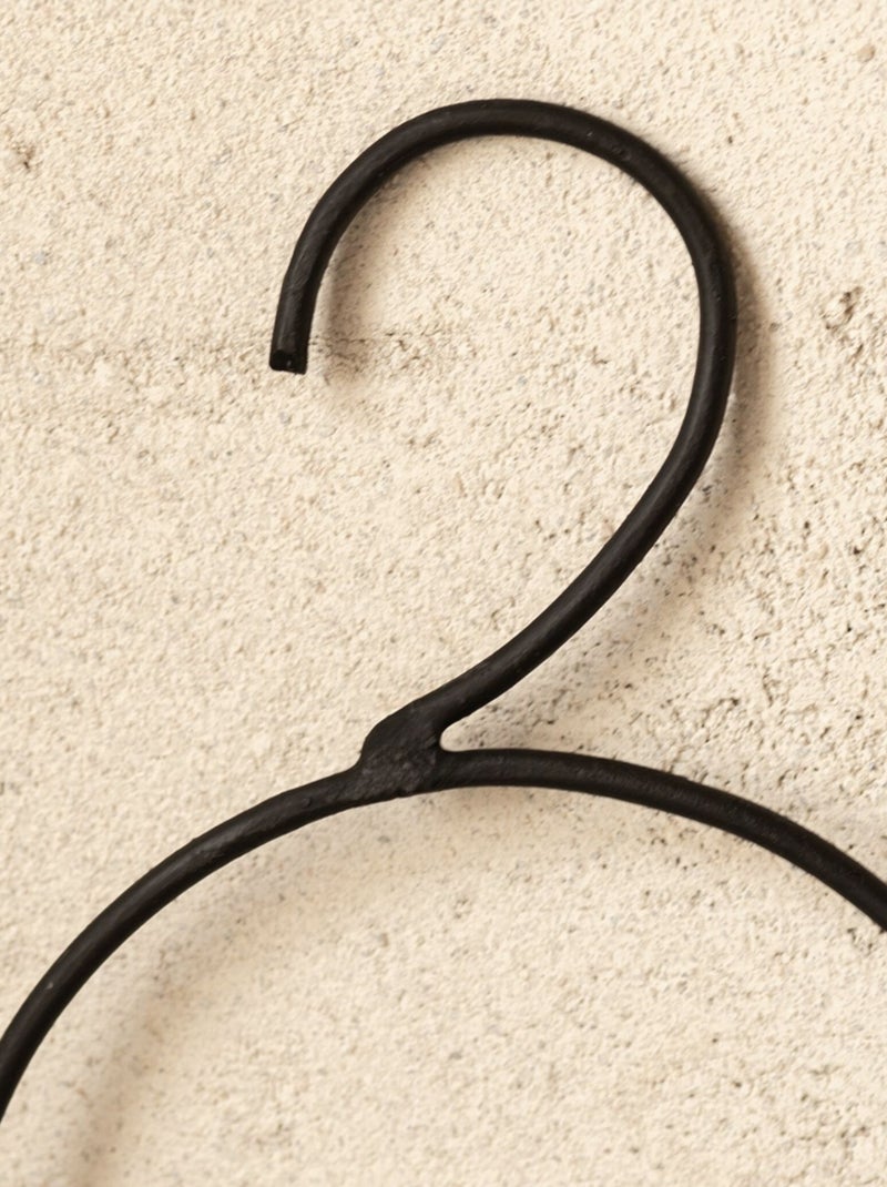 Grand cintre rond pour foulards Noir - Kiabi