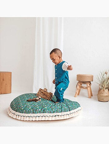 Grand coussin de sol pour coin lecture enfant