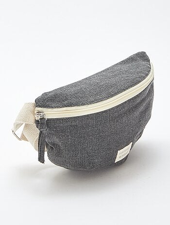 Grand sac banane avec étiquette tissée