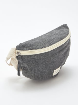 Grand sac banane avec étiquette tissée