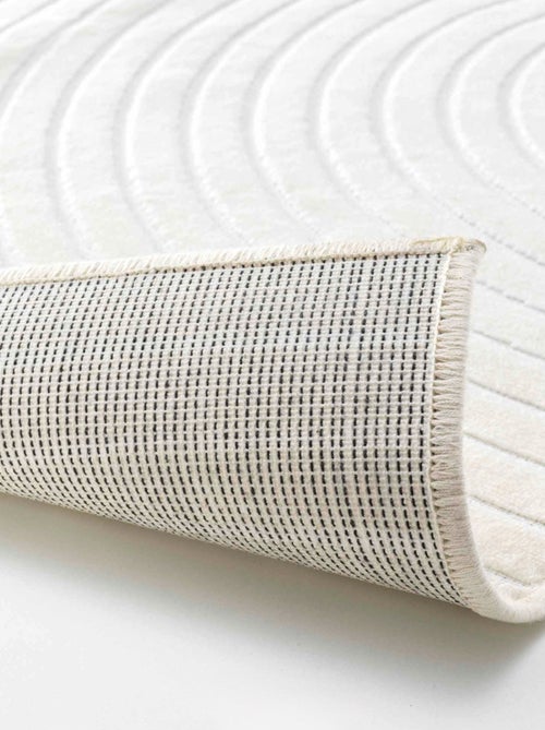 Grand tapis trait en relief - Kiabi
