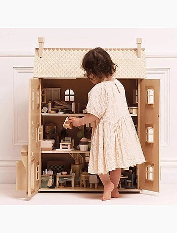 Grande maison de poupées en bois naturel