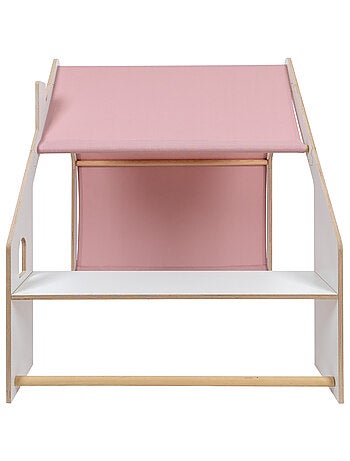 Grande maison en bois avec toit ouvrant