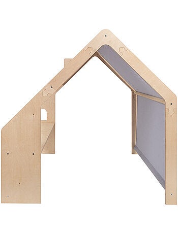 Grande maison en bois avec toit ouvrant
