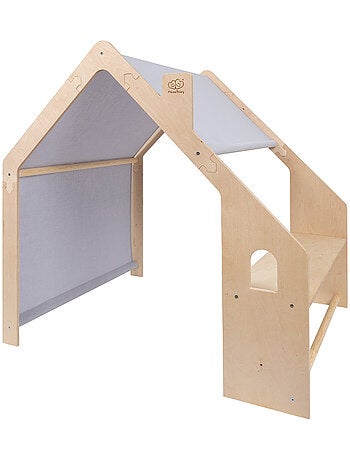 Grande maison en bois avec toit ouvrant