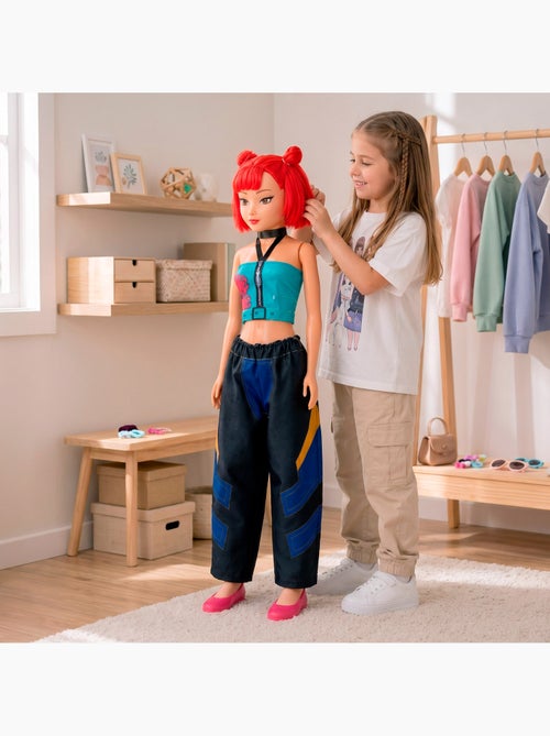Grande poupée de 105 cm cheveux roux +3 ans k-pop diva squad - Kiabi Grande poupée de 105 cm cheveux roux +3 ans k-pop diva squad - Kiabi