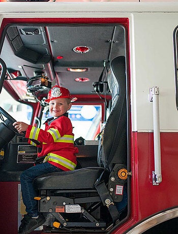 Great Pretenders | Déguisement enfant pompier avec accessoires