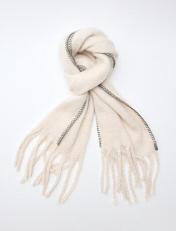 Grosse écharpe douce à franges