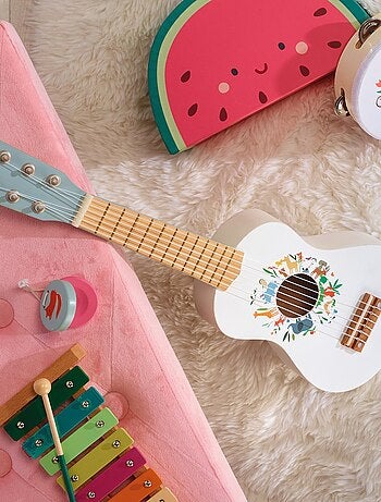 Guitare en bois pour enfant