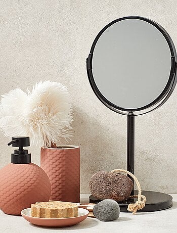 Guy Levasseur - Miroir grossissant en métal à poser