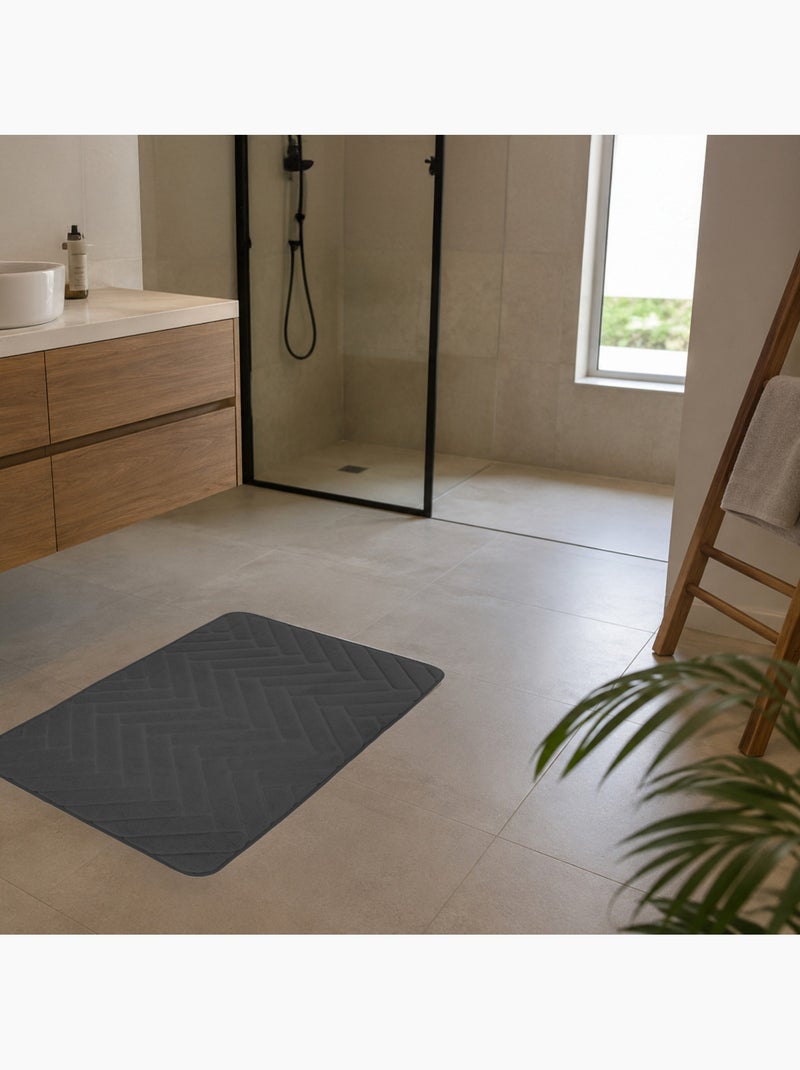 Guy Levasseur - Tapis de bain à Mémoire de Forme - Chevron Noir - Kiabi
