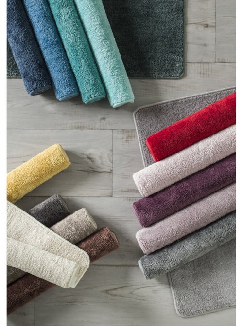 Guy Levasseur - Tapis de bain uni 50x80 en polyester - Kiabi Guy Levasseur - Tapis de bain uni 50x80 en polyester - Kiabi