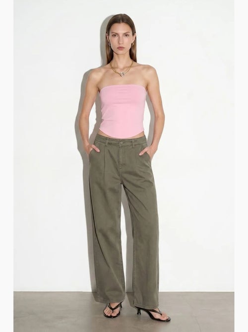 Haut bandeau court sans bretelles femme dilvin - Kiabi Haut bandeau court sans bretelles femme dilvin - Kiabi