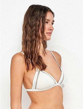 Haut de bikini triangulaire découpé