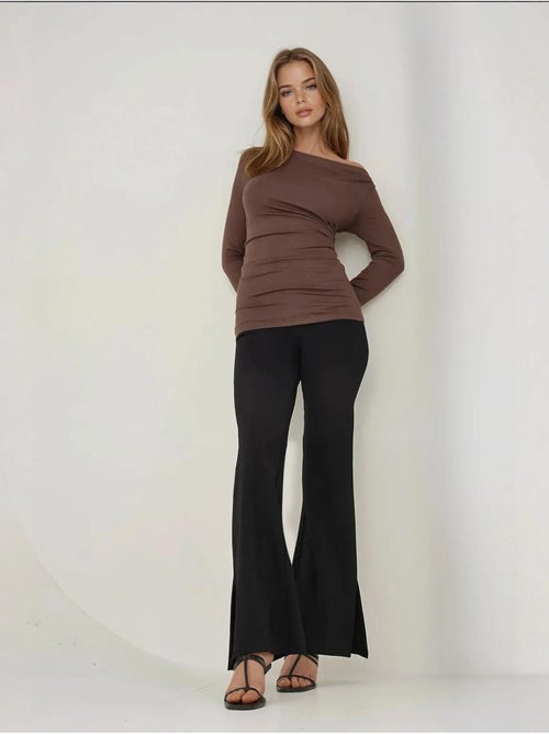 Haut slim à manches longues et col asymétrique - Kiabi Haut slim à manches longues et col asymétrique - Kiabi