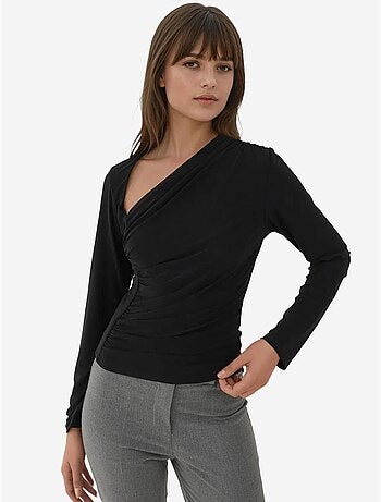 Haut tricoté à manches longues et col asymétrique
