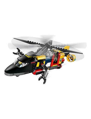 Hélicoptère camion de pompiers et sous-marin