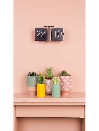 Horloge à poser design vintage No Case